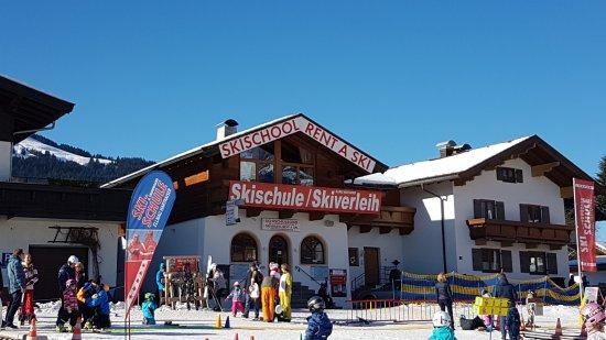 Skischule & Skiverleih Ellmau Hartkaiser